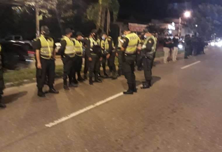 La Policía realizó operativos de control la noche del viernes