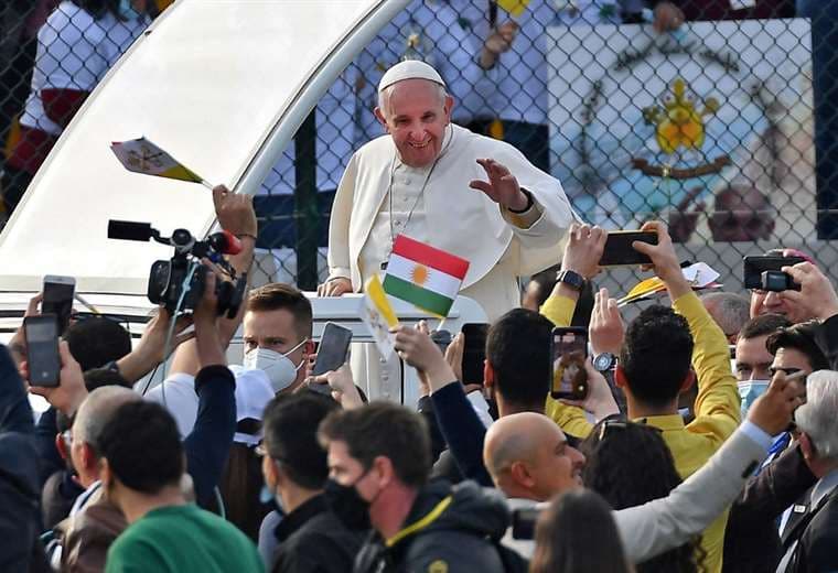 El papa concluye su visita histórica a Irak 