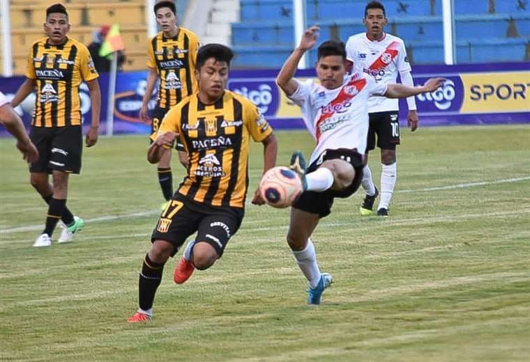 Incidencia del partido que se juega entre Nacional Potosí y el Tigre. Foto: APG