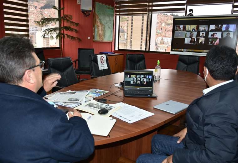 Autoridades nacionales tuvieron una videoconferencia con Sinosteel /Foto: MMM
