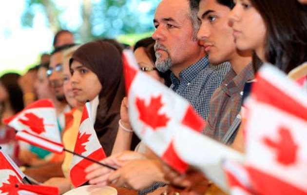 La política de Canadá es la de acoger a más personas en 2021