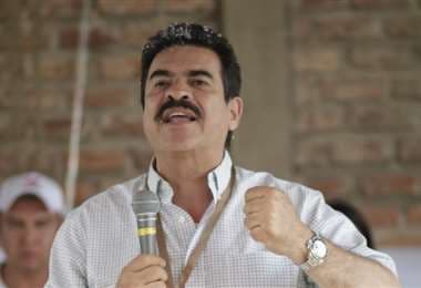 Manfred Reyes Villa quiere coordinar con el ejecutivo la compra de vacunas