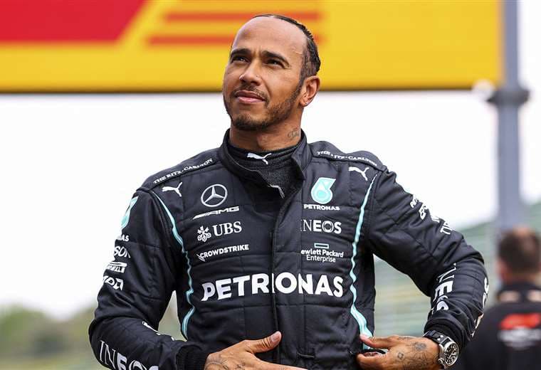 Lewis Hamilton celebra su logro de la jornada. Foto: AFP