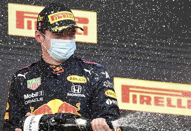 Max Verstappen celebrando su triunfo. Foto: AFP
