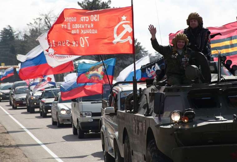 Desfile de motorizados en Crimea