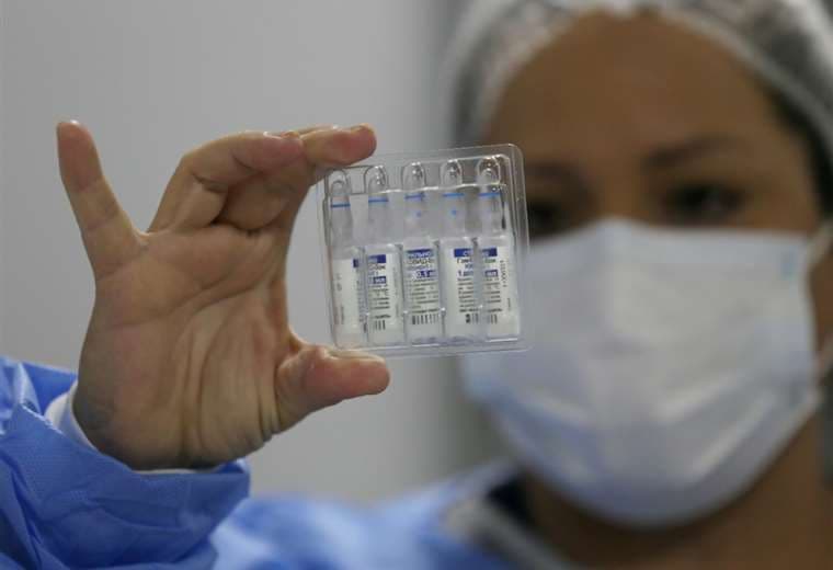 Foto Jorge Ibáñez: Más de 4 mil personas mayores de 80 años ya fueron vacunadas
