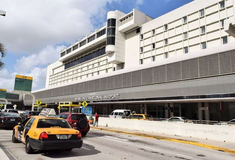 Miami habilitó la vacunación en el Aeropuerto Internacional