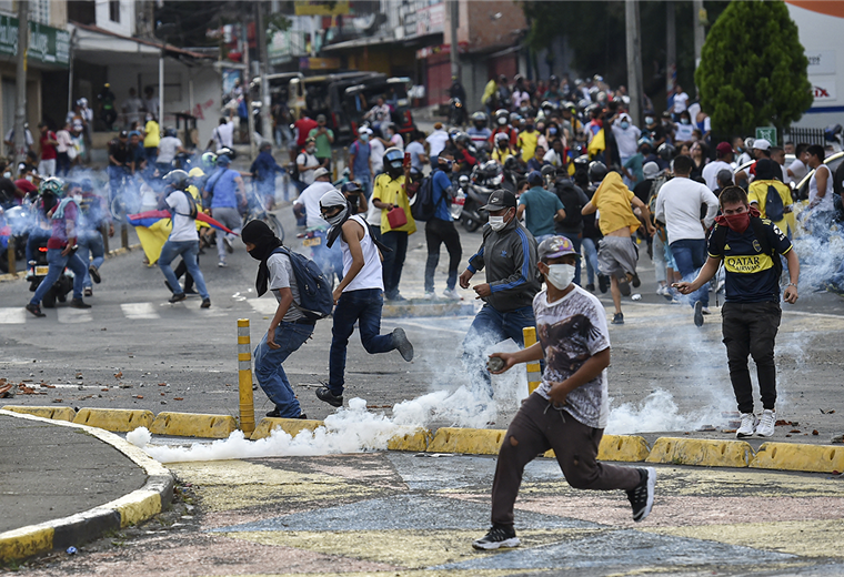 Las protestas son a diarios en las calles de las ciudades colombianas. Foto. AFP