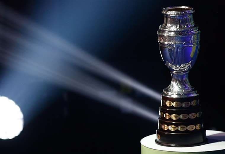 El trofeo de la Copa América. Foto: Internet 