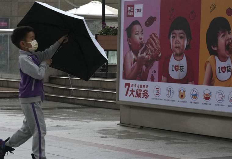 China: Tres hijos por familia será el nuevo límite admitido
