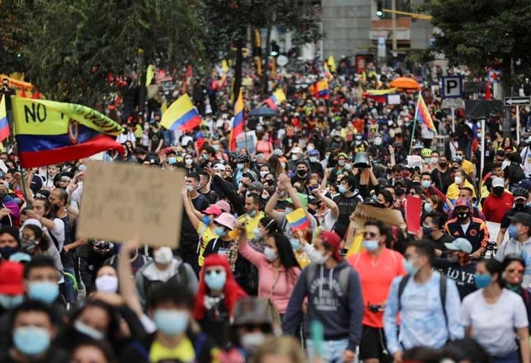 Protesta contra la reforma tributaria en Bogotá, Colombia,