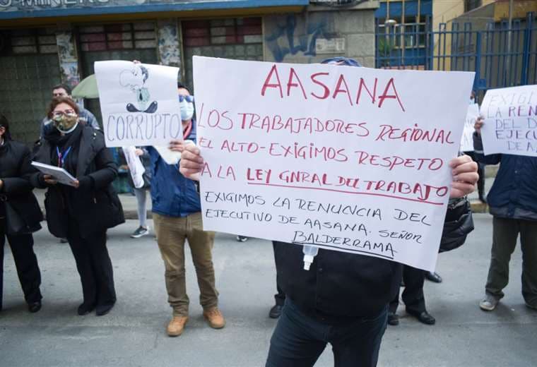 Extrabajadores denuncian despidos injustificados/Foto: EL DEBER