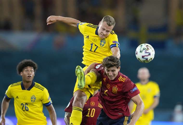 España y Sucia empataron este lunes por la Eurocopa. Foto: AFP