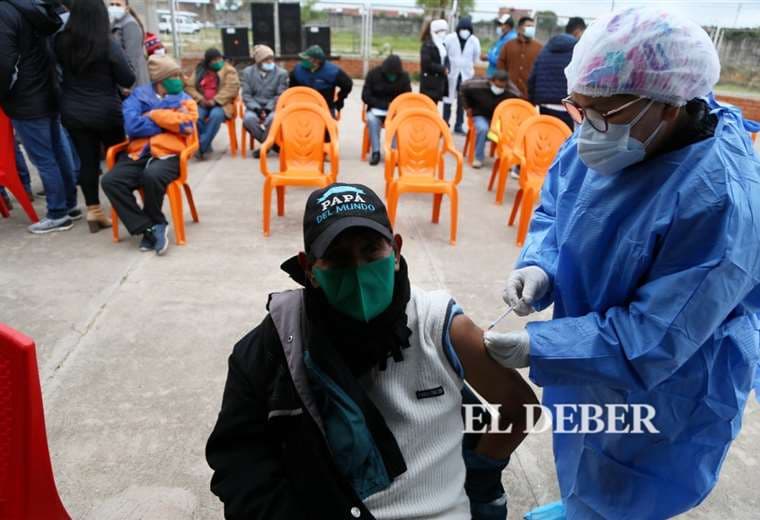 Sedes llega a Palmasola para vacunar a la población carcelaria. Foto: J. Ibáñez