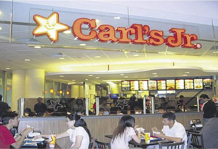 Carl’s Jr. fue una de las franquicias gastronómicas que abandonó el país en 2020