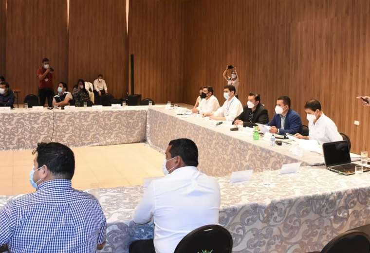 Reunión de alcaldes de la Región Metropolitana. Foto: Alcaldía de Santa Cruz de la Sierra