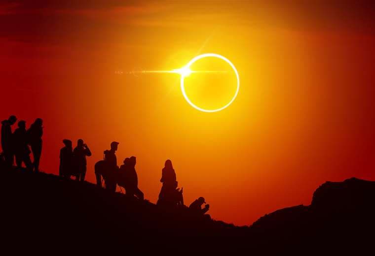 El anillo de fuego del eclipse anular de sol 