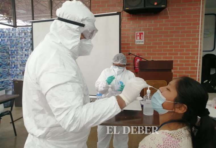Foto El Deber: este viernes los casos de coronavirus superaron los 500 en Santa Cruz. 