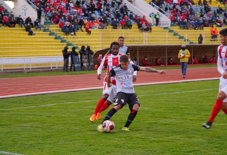 Independiente enfrenta en Sucre a Always Ready. Foto: APG