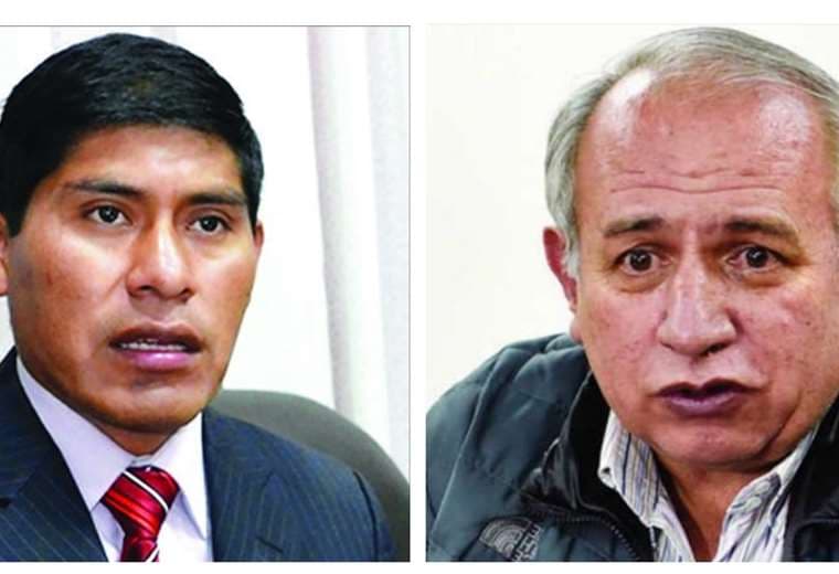 Idelfonso Mamani y Antonio Costas, exvocales del TSE.