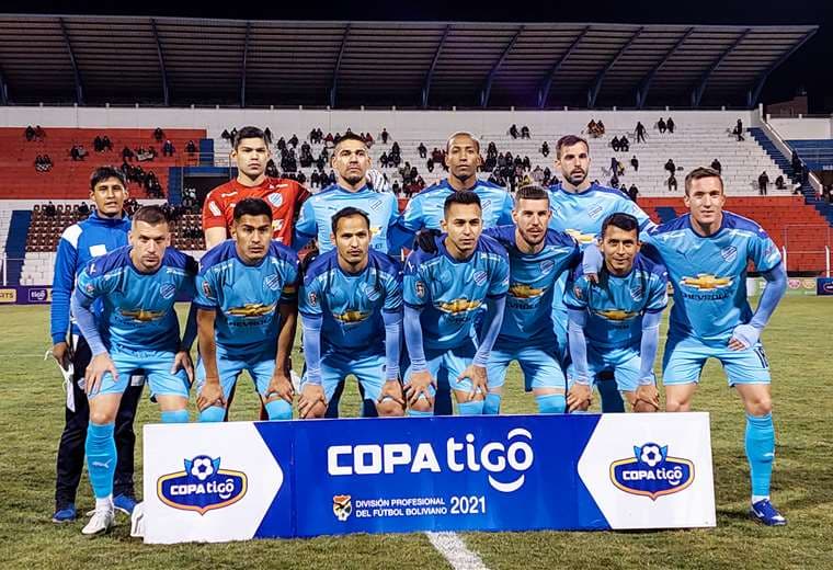 Este es el equipo de Bolívar que está jugando en Potosí este miércoles. Foto: Bolívar