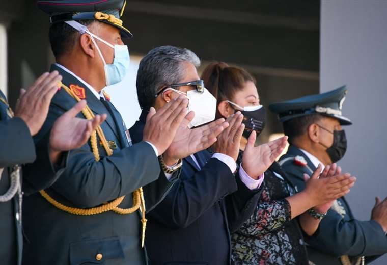 El ministro Novillo en Cochabamba I Defensa.