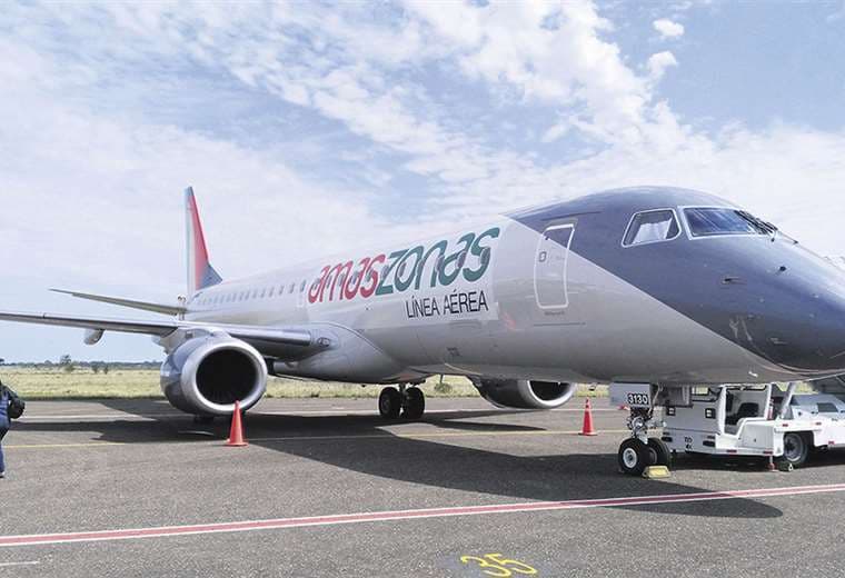 La compañía seguirá operando con los Embraer/Foto: EL DEBER
