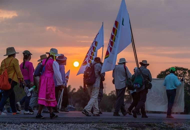 Séptimo día de la marcha indígena. Foto Roger Barba
