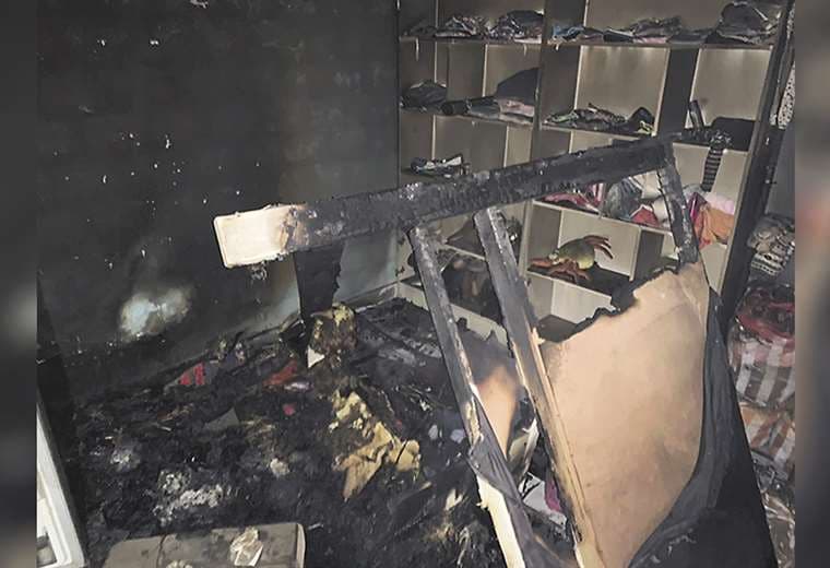 El fuego destruyó enseres en la habitación de las víctimas