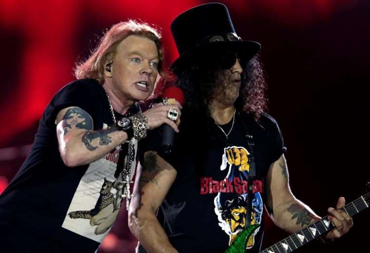 Guns N’ Roses sorprende estrenando en vivo una nueva canción: Absurd