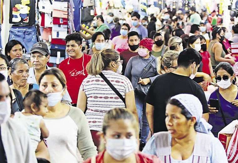 Foto archivo El Deber: los contagios en el país han disminuido en los últimos días