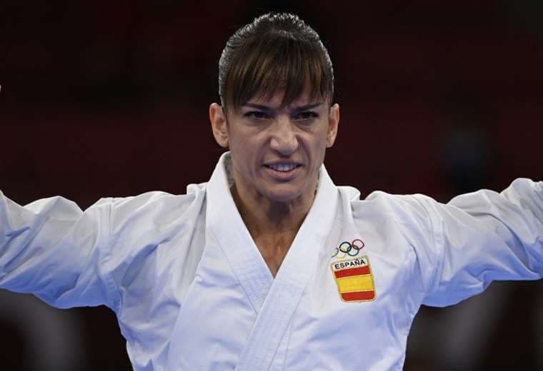 Sandra Sánchez durante su rutina que le permitió ganar el oro. Foto: AFP