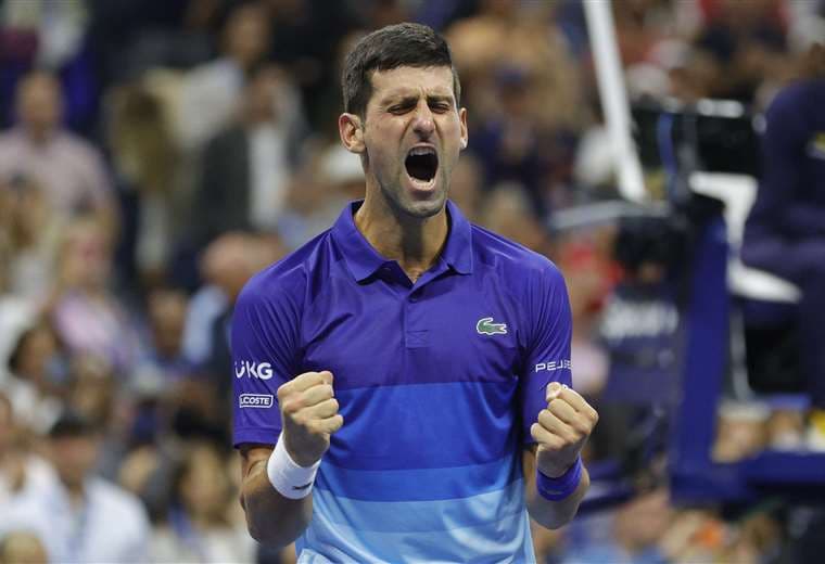 La celebración de Djokovic tras derrotar a Zverev. Foto: AFP