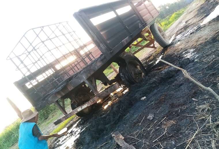 Las personas que fueron desalojadas quemaron el campamento de Yucra 