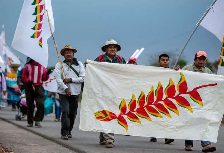 Marcha indígena continua su rumbo a la capital cruceña. ARCHIVO