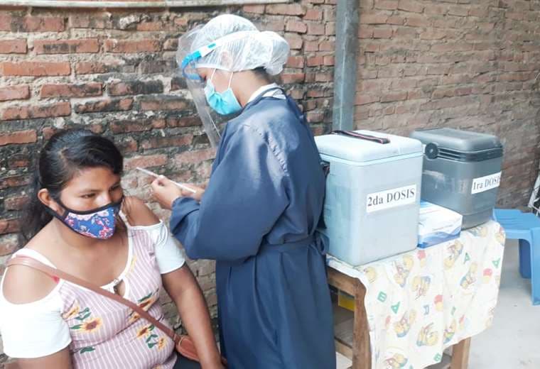 Solo 16 personas se vacunaron con las brigadas móviles esta martes/Foto Soledad Prado