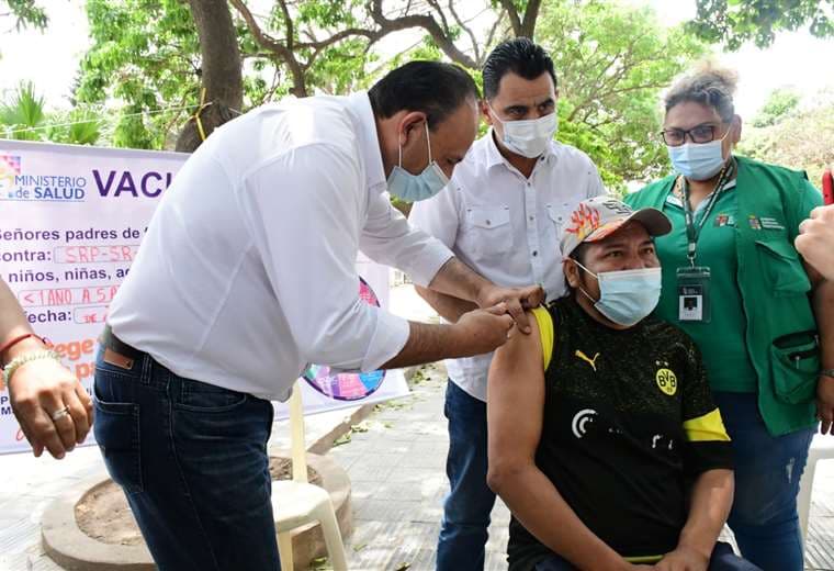 Brigadas de vacunación llegan a Pailón. Foto: Hubert Vaca