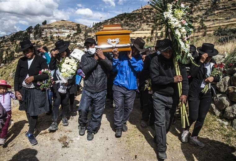 Perú es el país con la tasa de mortalidad más alta del mundo por la pandemia. Foto AFP