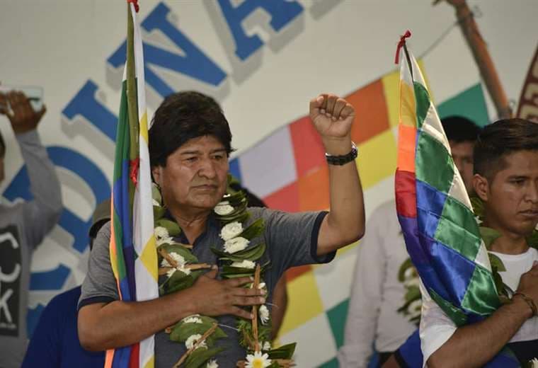 Evo Morales, dirigente cocalero I radio Kawsachun Coca.