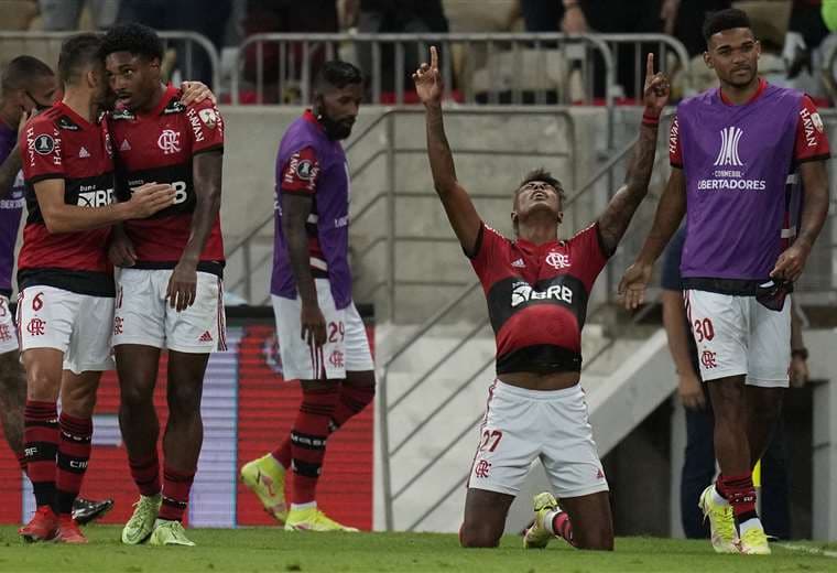 El festejo de Bruno Henrique hizo los dos goles de Flamengo. Foto: AFP