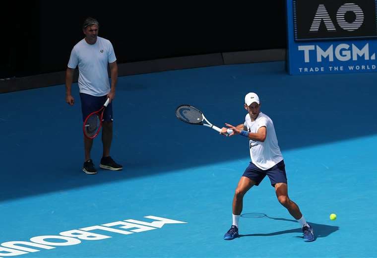 Djokovic entrenó este martes en Melbourne. Foto. AFP