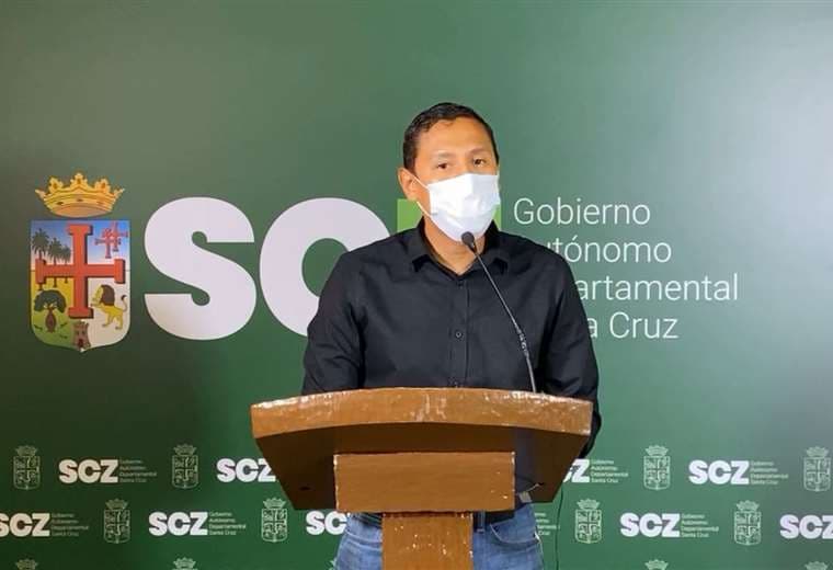 Fernando Pacheco en conferencia de prensa