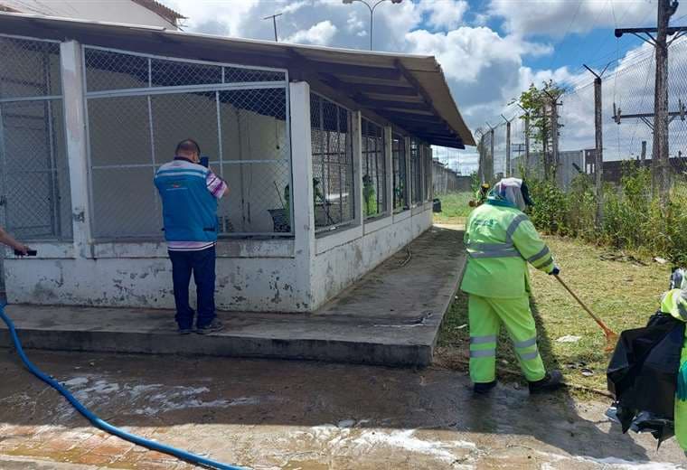 Municipio realizó trabajos de limpieza en Palmasola/Fotos: GAMSC
