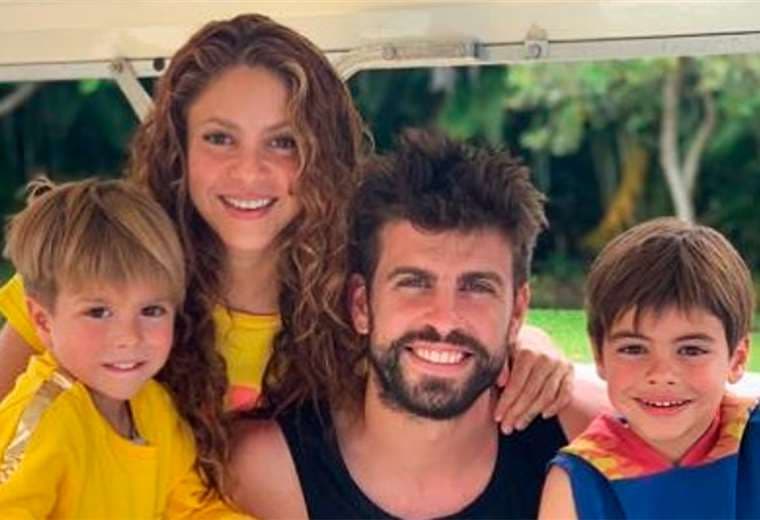 Shakira y Piqué junto a sus pequeños Milan y Sasha