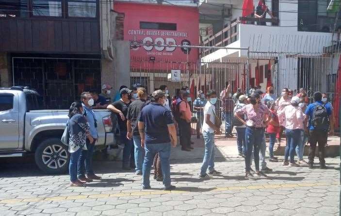 Partidarios de Borda se enfrentaron a golpes contra sus detractores/Foto: Redes