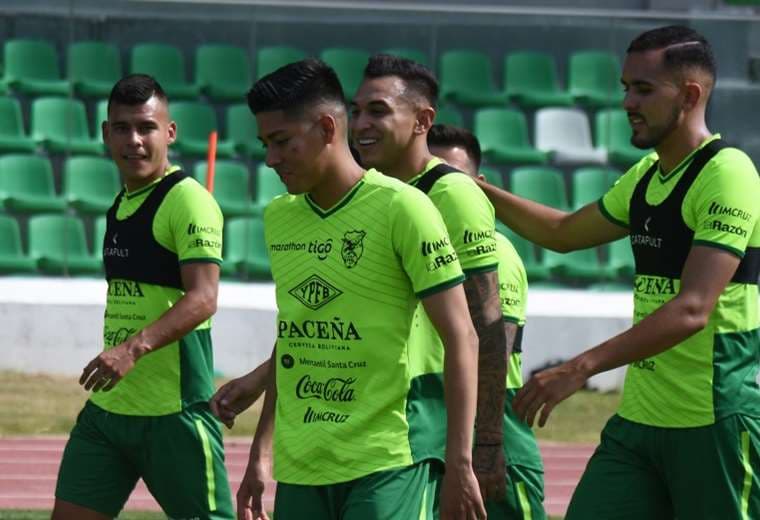 La selección boliviana realizó una sola práctica en el estadio Tahuichi. Foto: FBF