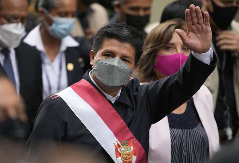 Congreso de Perú tendrá dos semanas para definir el futuro de Pedro Castillo