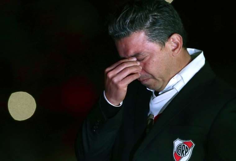 Marcelo Gallardo dejó caer algunas lágrimas. Foto: AFP