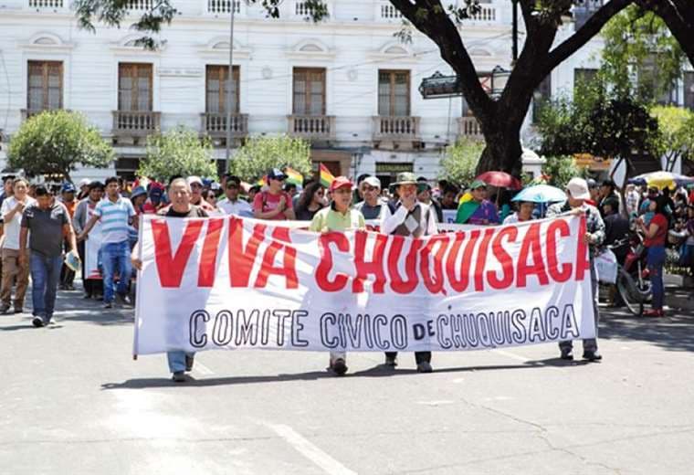 Cívicos de Chuquisaca respaldan protestas de Santa Cruz. Foto. Internet 