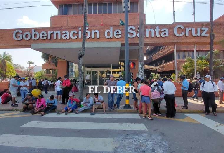 Comunarios de Porongo piden abrogar ley 208